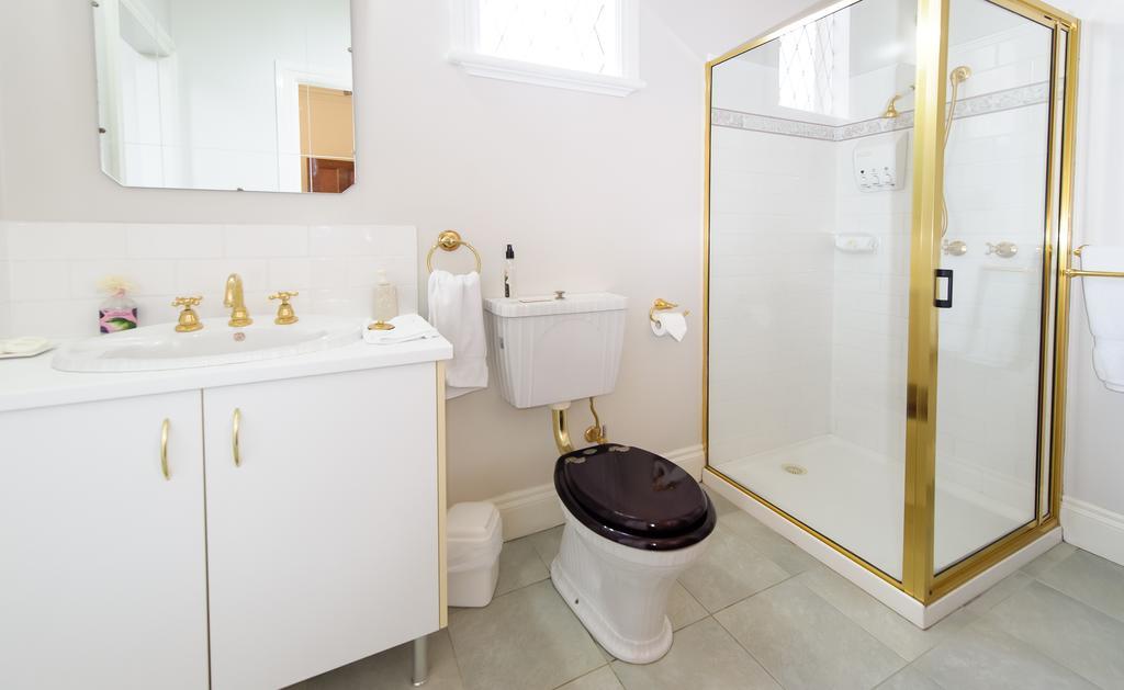 Montfort Manor Traralgon Szoba fotó